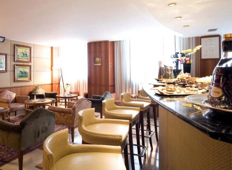 Cavour 4* Milano